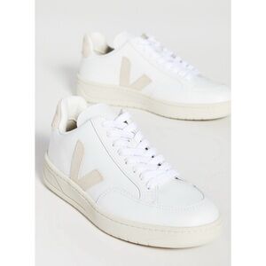 Veja V-12 White/Beige Size 37